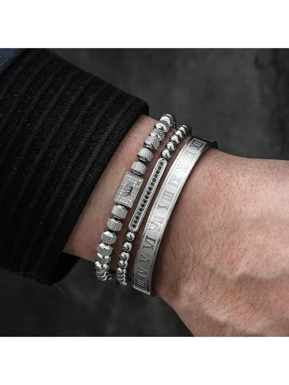 Stylish Stainless Steel Crown Cuff Bracelets for Men - 18kt Gold Set